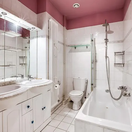 2br In The Gallia Area Apartment *